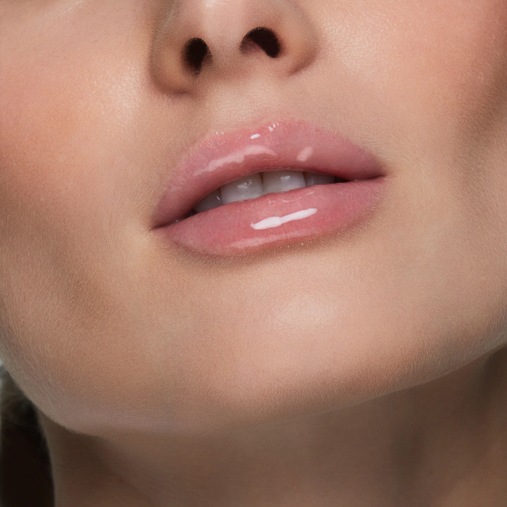 Plumping Lip Glaze - Image 11