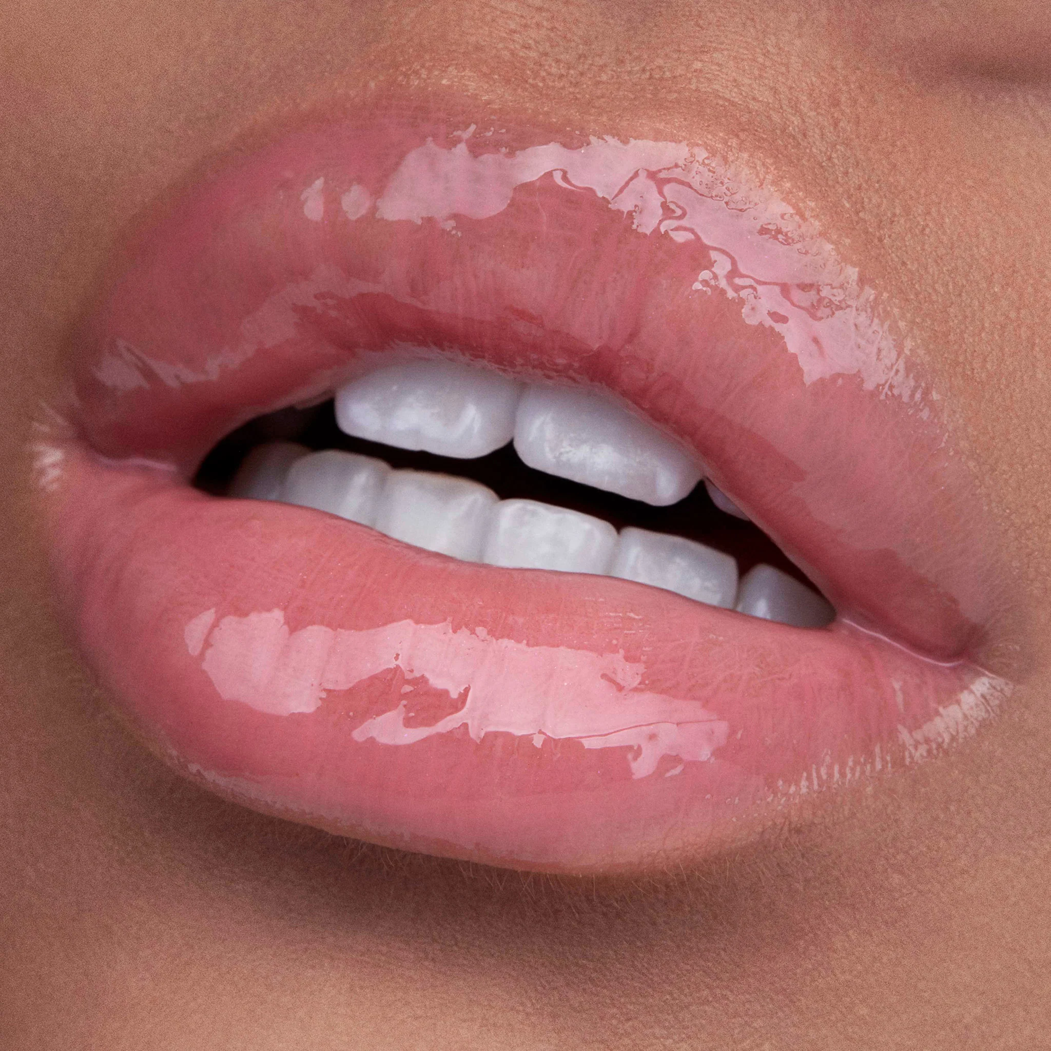 Plumping Lip Glaze - Image 48