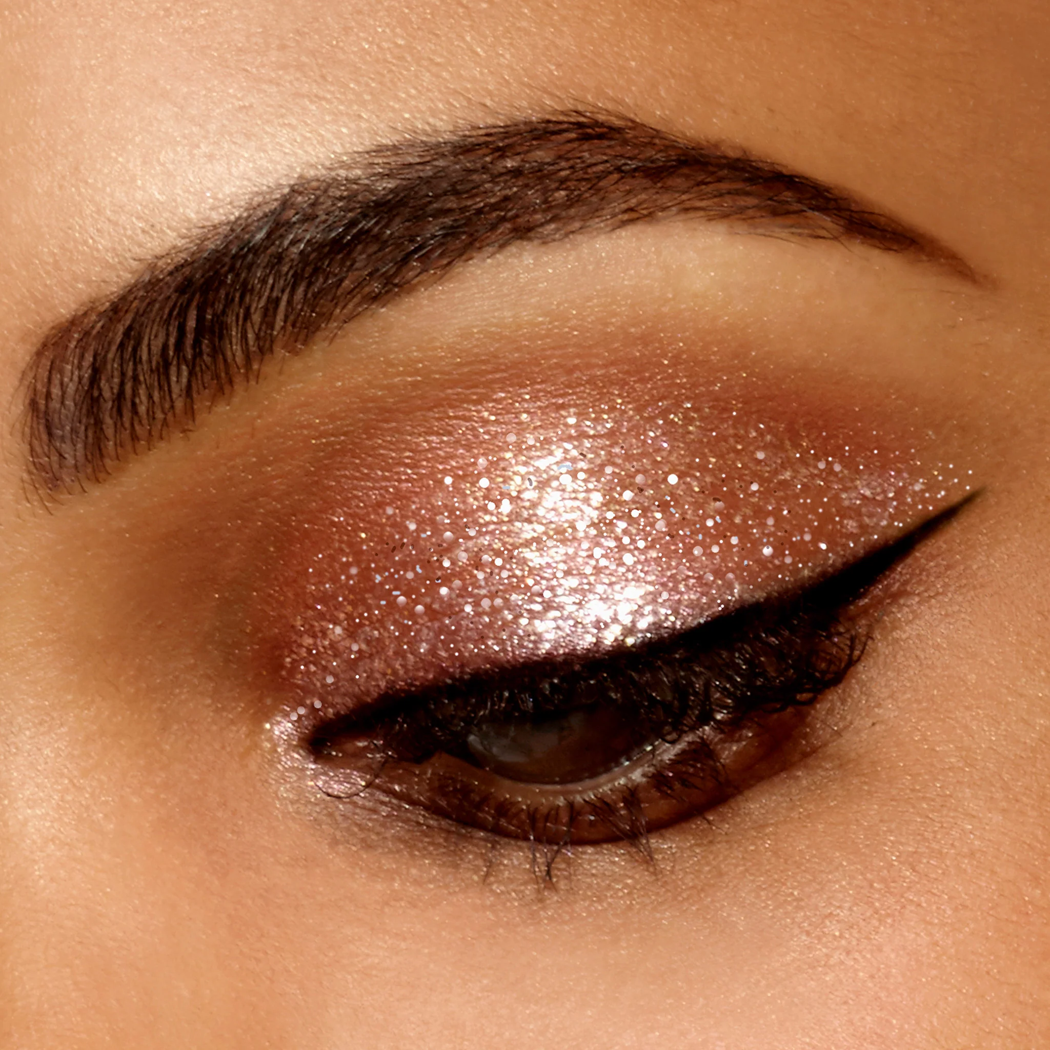 Glitter & Glow Liquid Eye Shadow - Image 20