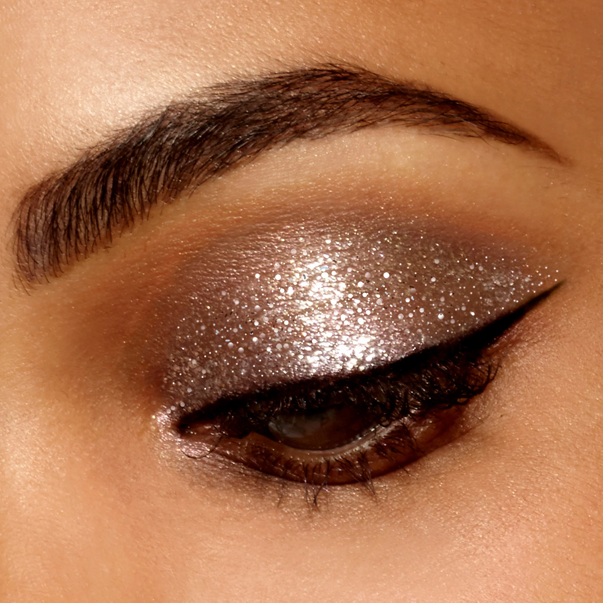 Glitter & Glow Liquid Eye Shadow - Image 24