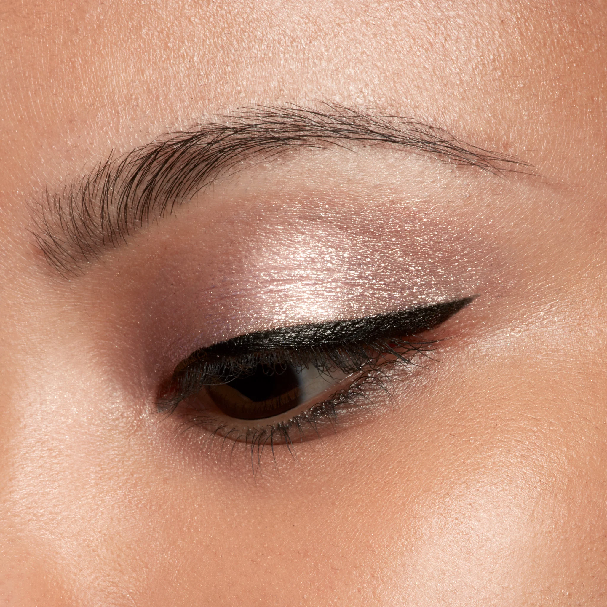 Shimmer & Glow Liquid Eye Shadow - Image 22