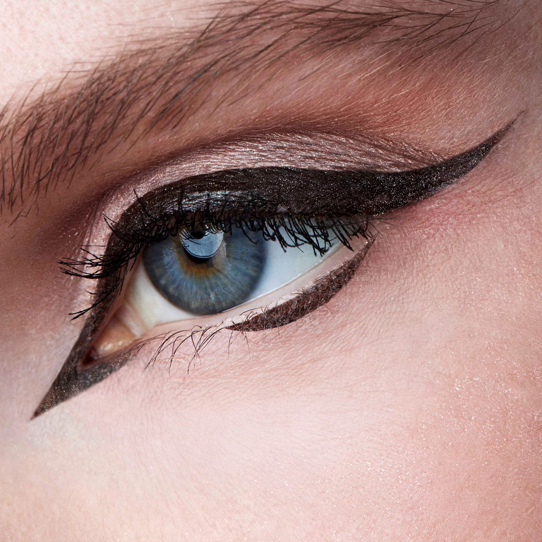 Stay All Day® Waterproof Liquid Eye Liner - Micro Tip - Image 5