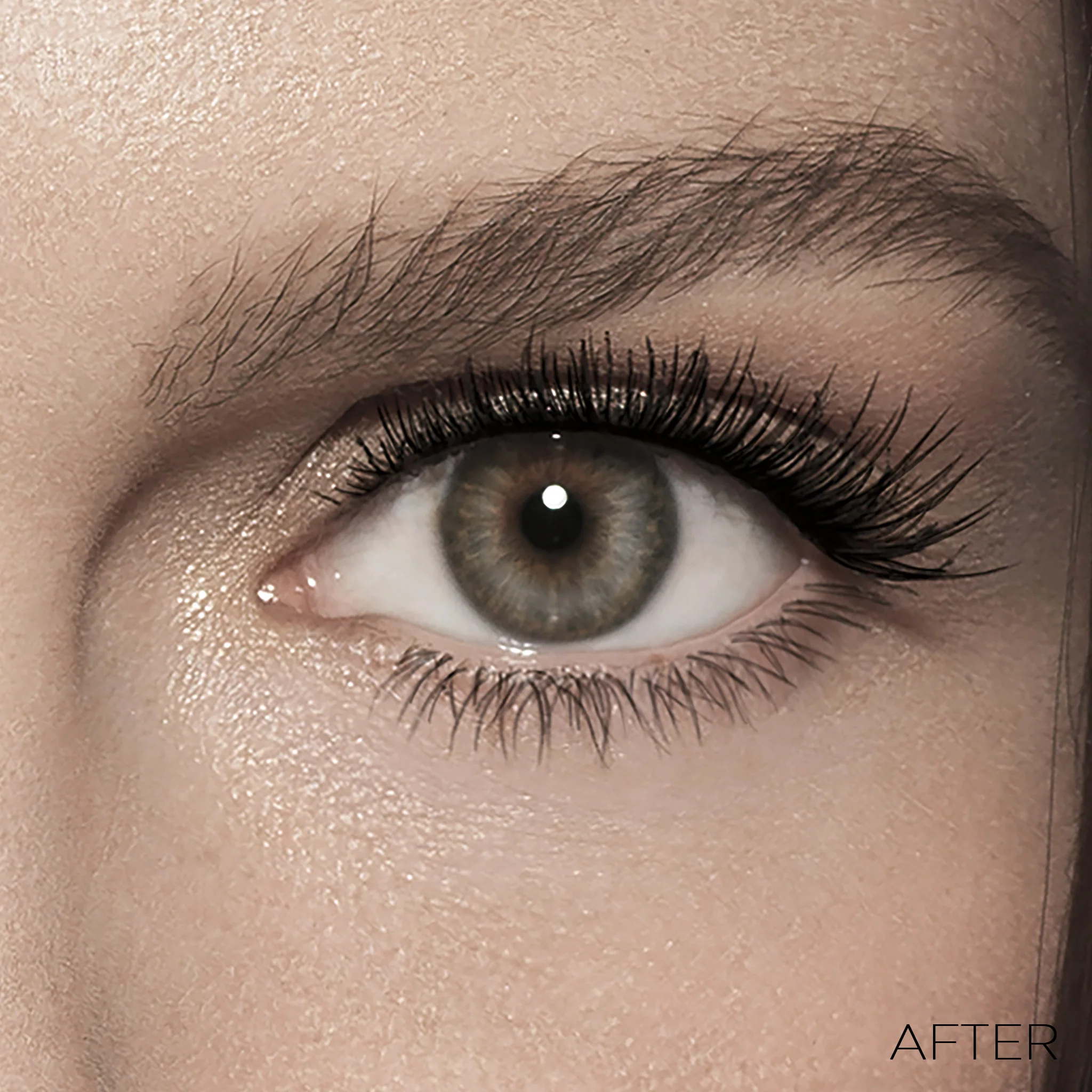 Mini HUGE™ Extreme Lash Mascara - Image 5