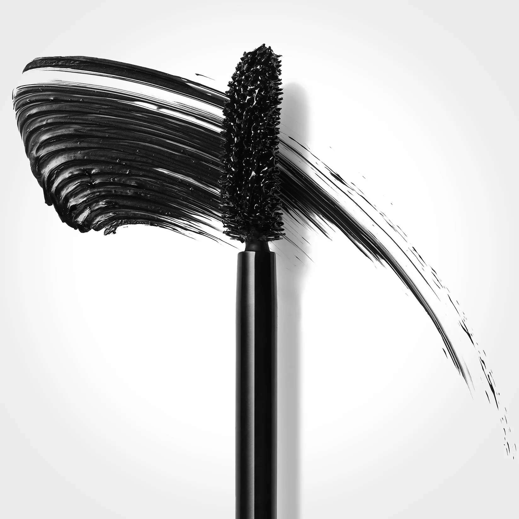 Made-U-Lash™ Length & Define Tubing Mascara - Image 2