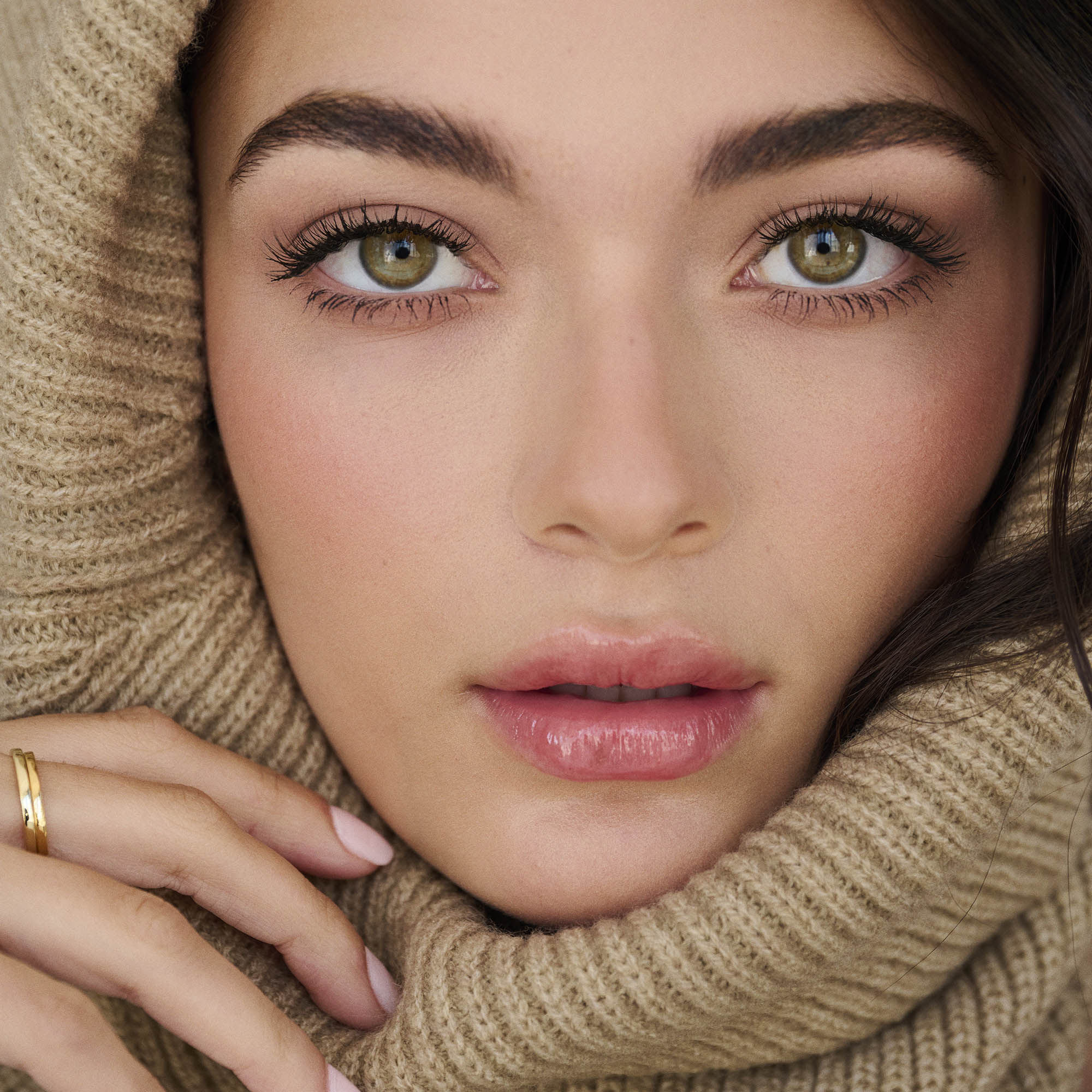 Travel Size Made-U-Lash™ Length & Define Tubing Mascara - Image 5